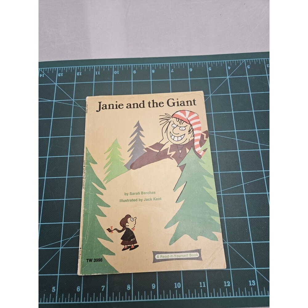 Vintage 1977 Scholastic Books Janie and the Giant